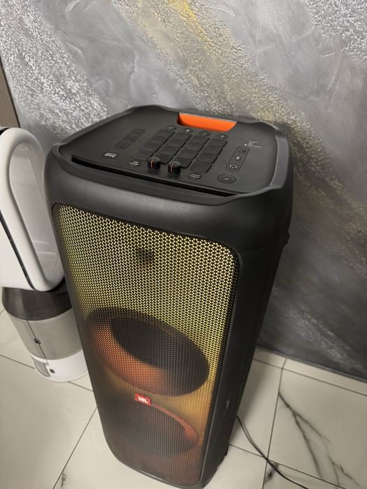 Vand jbl party box 1000