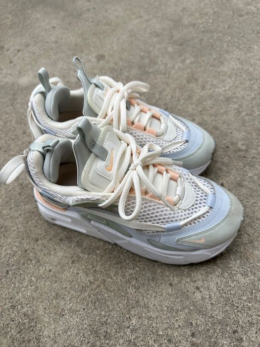 Маратонки Nike Air Max Furyosa