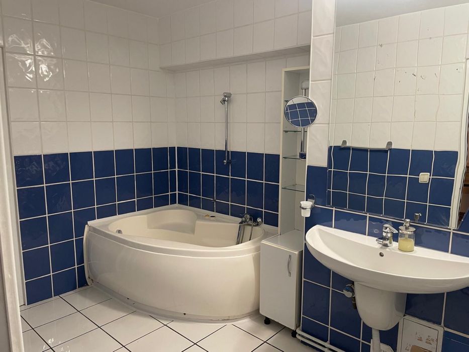 Inchiriez ap. 3 camere Tineretului, Piscului 16