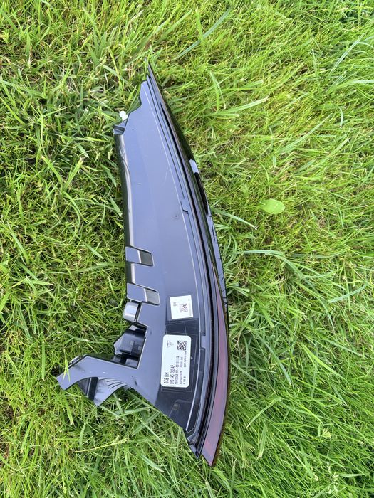 Set lampi spate Porsche Cayenne 9YA 9Y0 Lampa spate centrala Porsche semnal dinamic