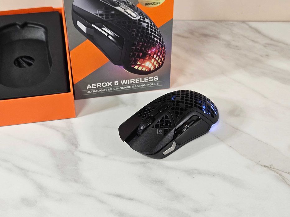 SteelSeries Aerox 5 Wireless – ултралека мишка за истински геймъри