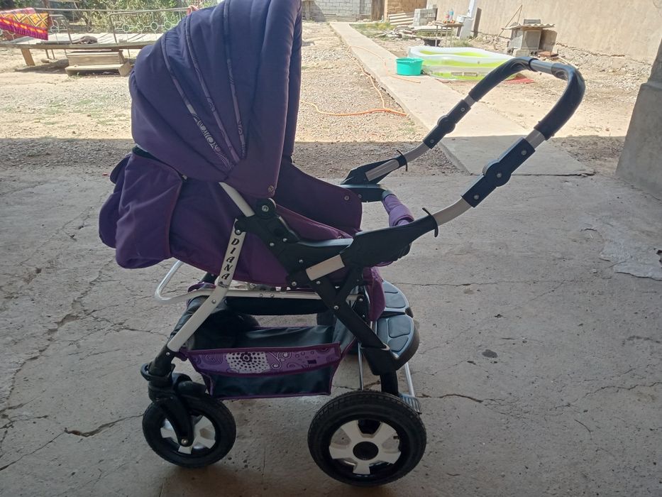 Детское коляска.