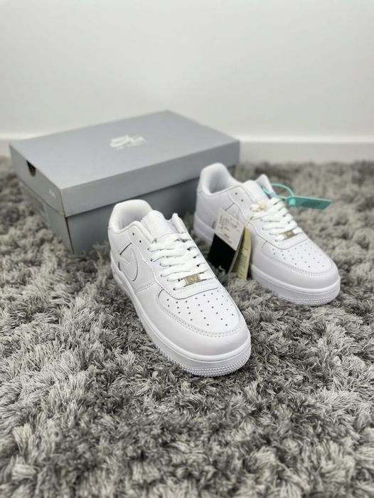 Adidasi Air Force White