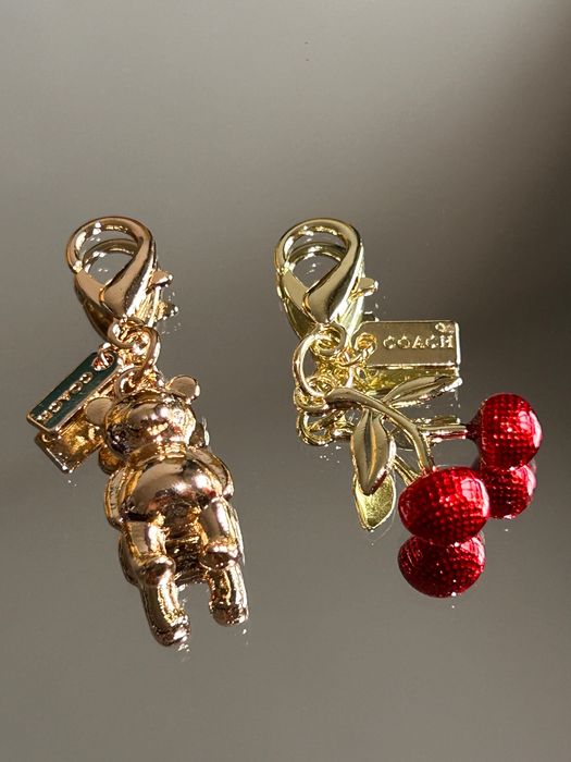 Свещ с бижу в чаша