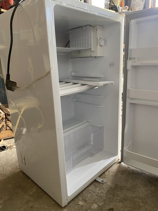 Холодильник фирмы artel.