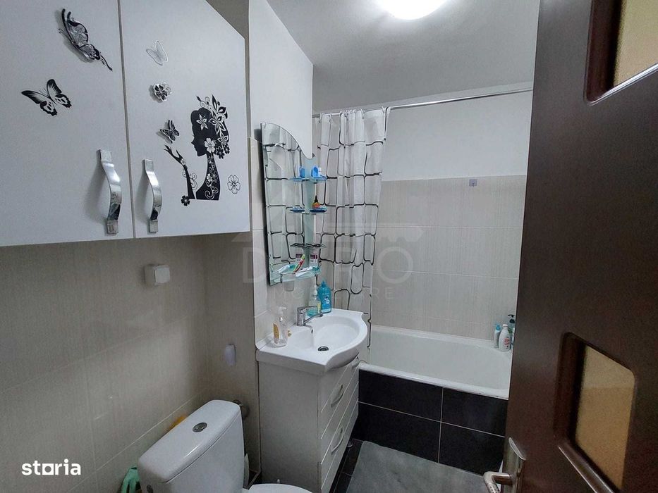 Vand apartament 3 camere mobilat si utilat
