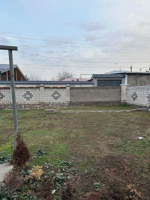 Просторная дача 9,2 сотки: газ, бассейны, 3 дома