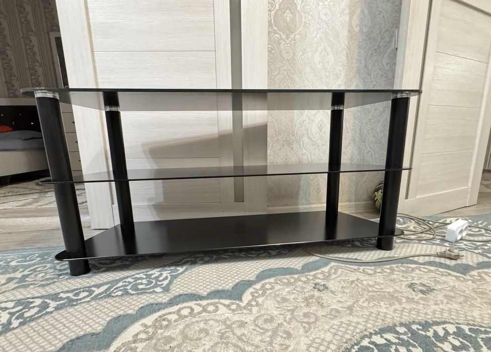 Продам подставка под телевизор