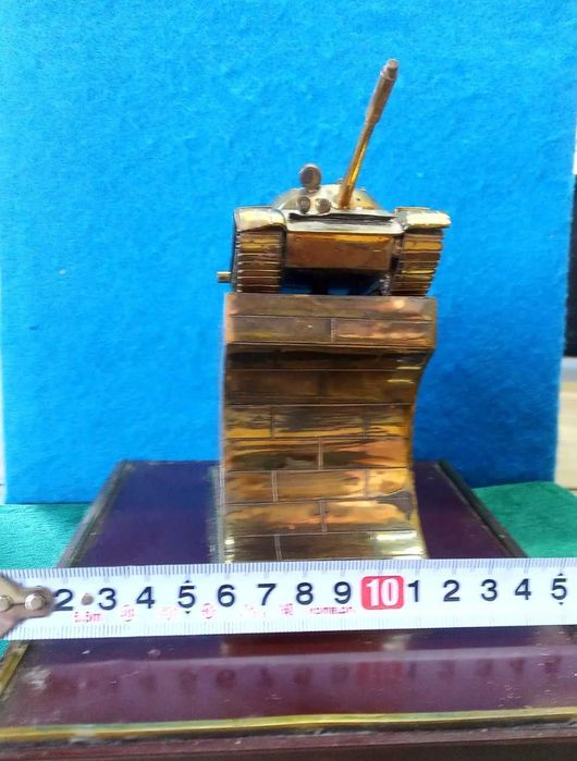 военная техника макет танка  СССР Т-55