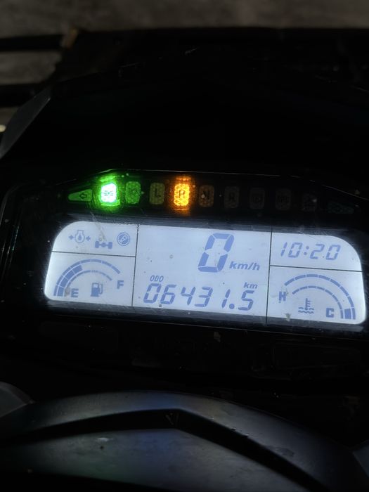 CFMOTO 800     X8