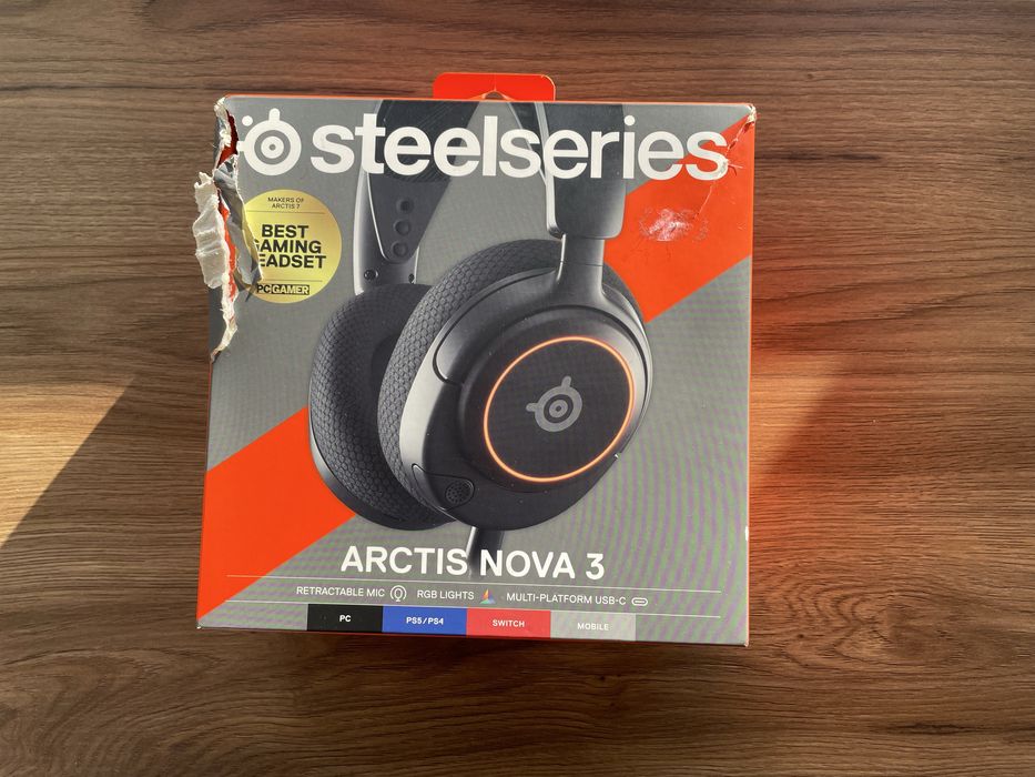 SteelSeries Arctis Nova 3 слушалки