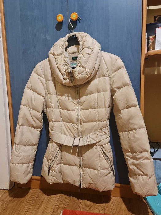 Дамско яке Beneton размер s топло с вата - пух.