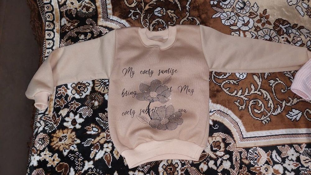 В хорошем состояний детская одежда