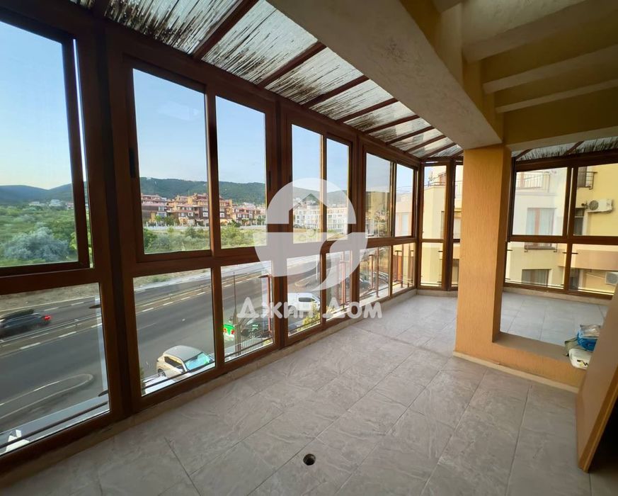 Продава се Четиристаен апартамент в Свети Влас - 295 кв.м за 950 €/кв.м - Снимка #10