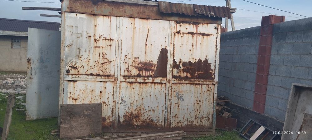 Продам три усторно окна Есть