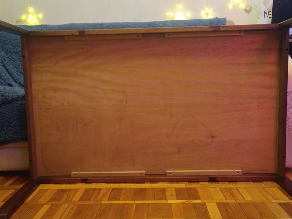 стол для гостиной