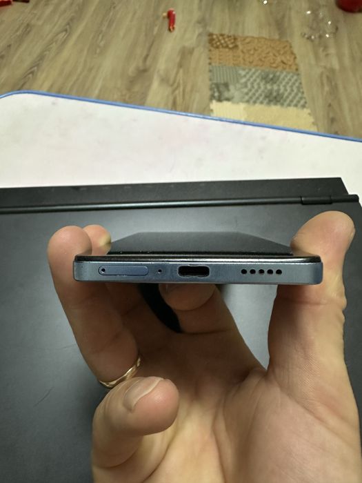 Продам Poco x5 pro