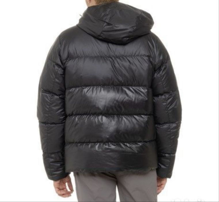 Пуховик Marmot новый