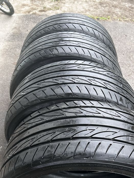 Летние шины в отличном состоянии!