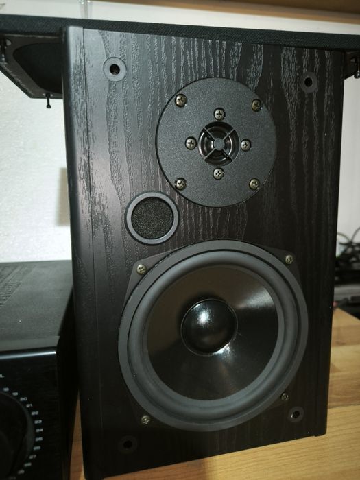 Ресийвър Kenwood KR A4060 с тонколони Yamaha