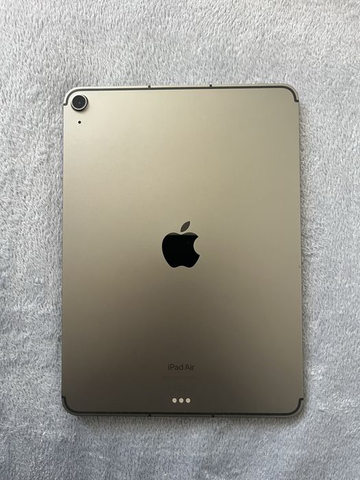 Apple iPad Air 5th gen 64gb Wi-Fi + 5G
