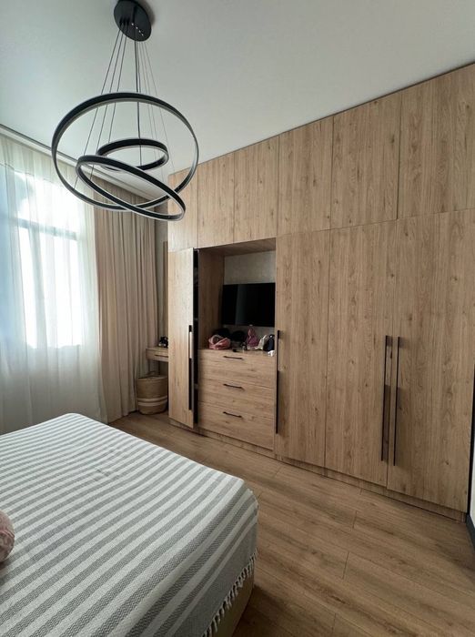 Квартира продается 3/3/4 на Аския Базар