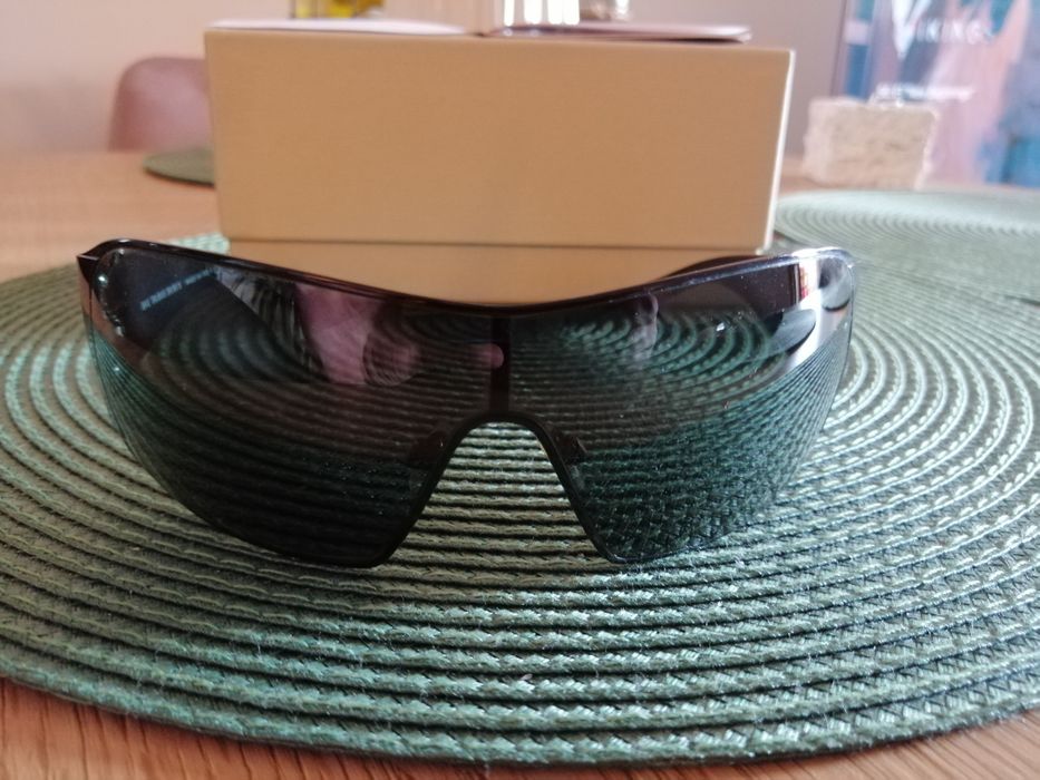 Мъжки слънчеви очила - Burberry тип маска