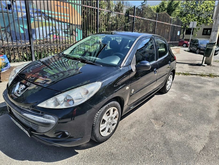 Peugeot 206+ 1.4 Benzină | 2012 | 94.000 km | Proprietar din 2018
