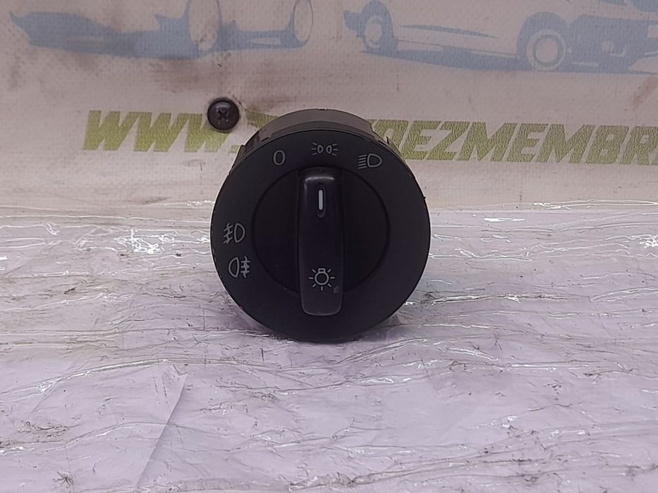 Bloc lumini 1k0941431AF Volkswagen Golf 5 (2003 - 2009) 1.4 benzina BCA BCA