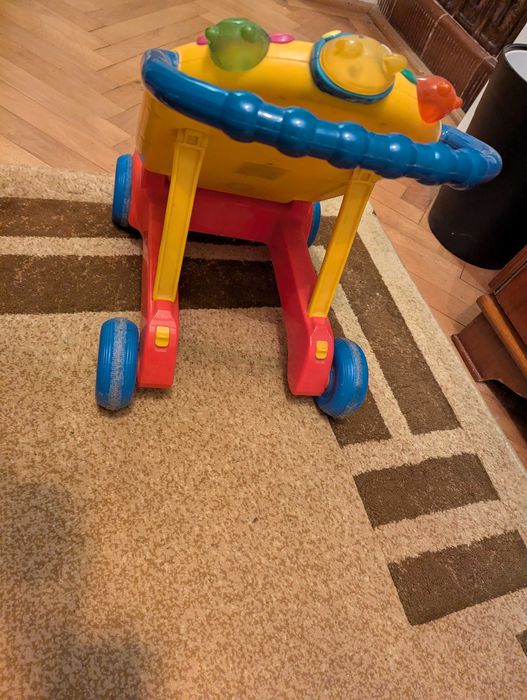 Masinuta copii perfect functionala, aproape noua