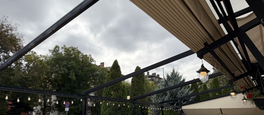 Тента за заведение или къща