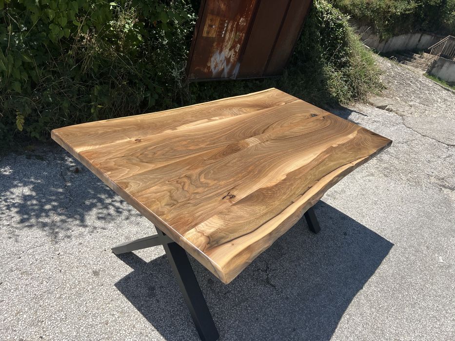 Плотове за трапезни и холни маси от дъб и орех