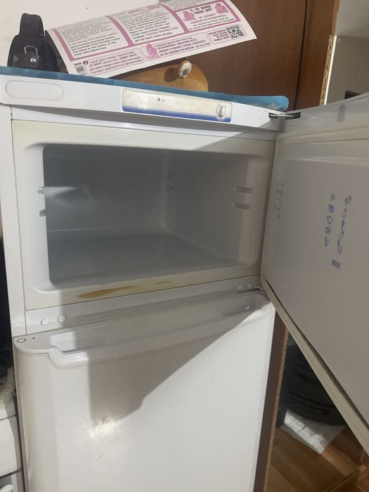 Холодильник не рабочий