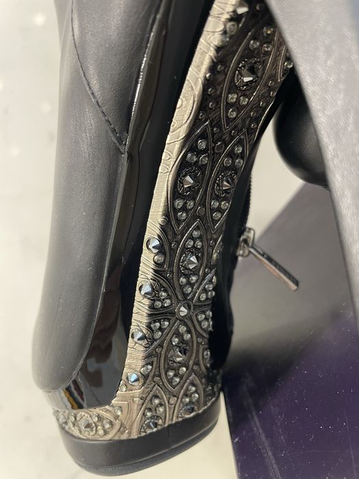 Продам осенние ботинки