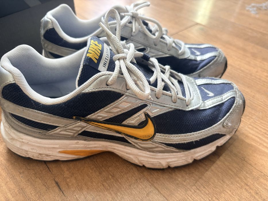 Оригинални маратонки Nike initiator