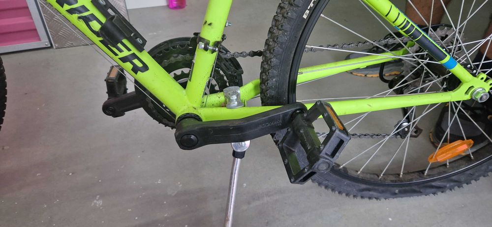 REDUCERE !Bicicleta Copii 9-12 ani MTB ROCKRIDER 24"