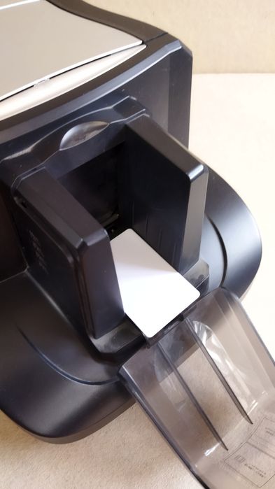 HITI CS-310 принтер для пластиковых карт