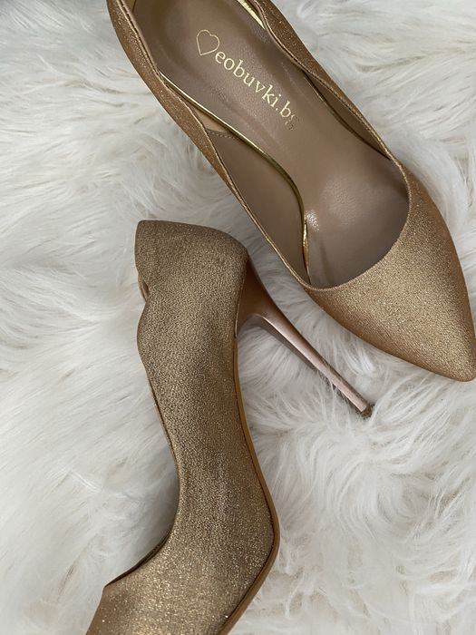 Официални обувки