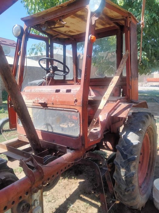 Traktor. Pat pat