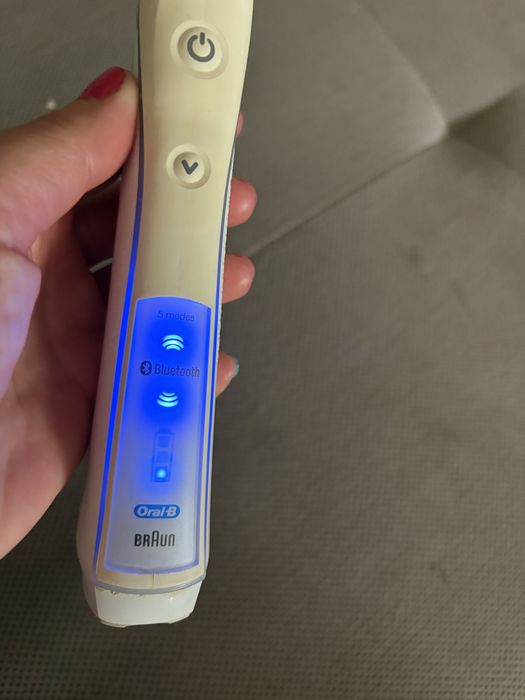 Periuta  electrica  Oral B  5 programe