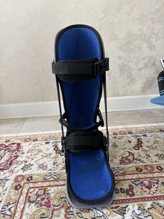 Ортопедический фиксатор для ноги