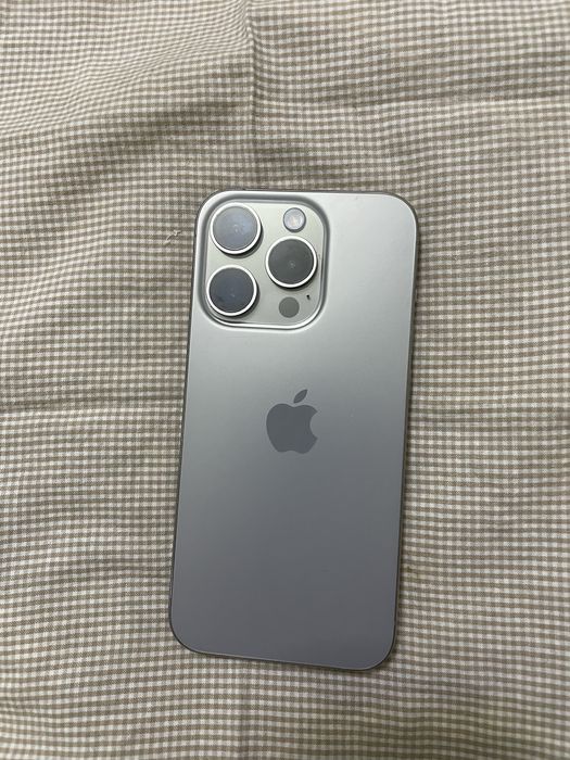 Iphone 15 pro ideal karopka dok