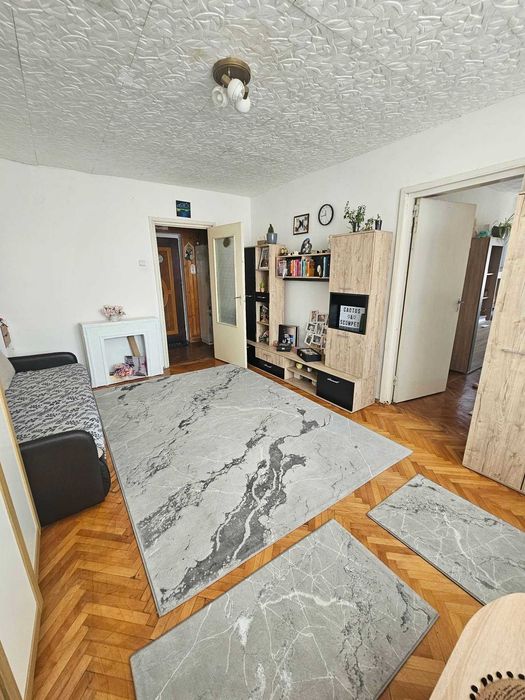 De închiriat, apartament cu 2 camere în Miercurea Ciuc