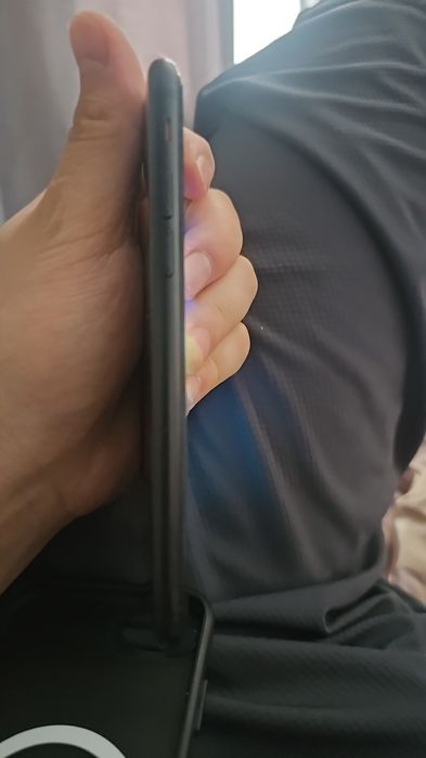 Iphone se  256/73эмкость