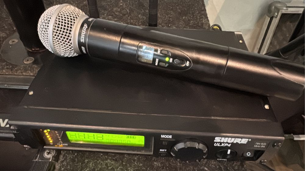 De vinzare shure ulx p 4 sm 58 si shure ulx p 4 de instrument