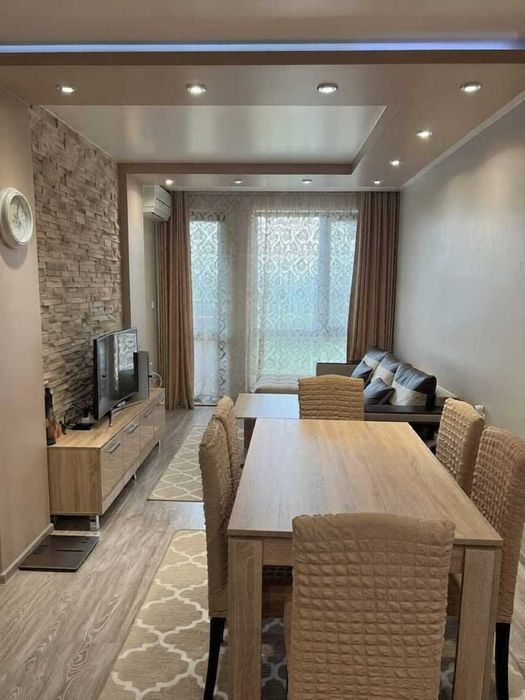 Продава се Тристаен апартамент в Пловдив, Южен - 78 кв.м за 850 €/кв.м - Снимка #1