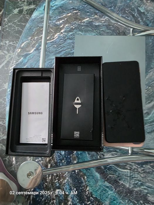 Samsung S21+ 5G 256GB,заедно с активен оригинален калъф