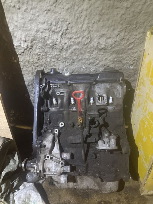 Двигатель Volkswagen Passat B3 1.8