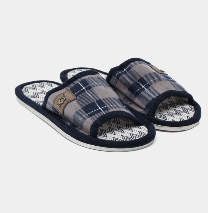 Домашние мужские тапочки