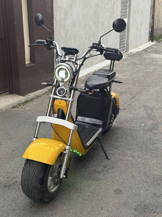 Scuter electric.
